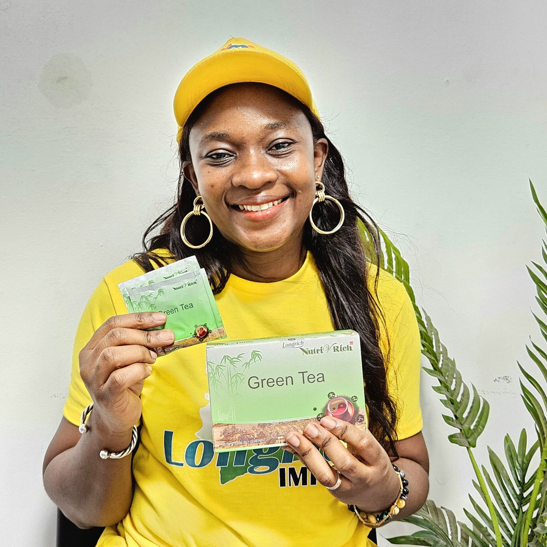 maman longrich qui attrape le thé vert longrich
